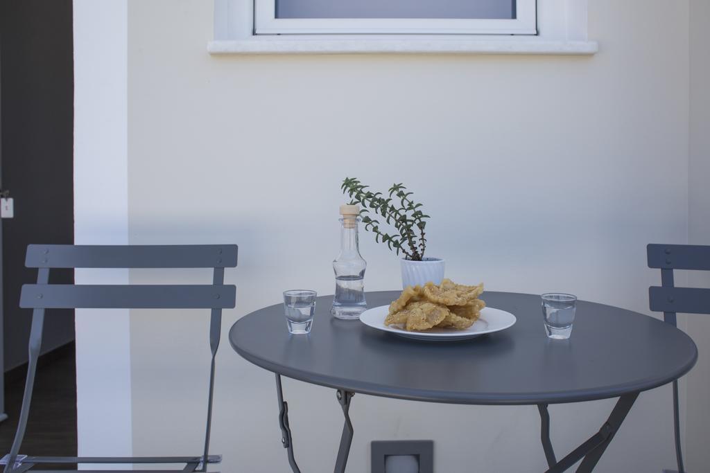 Emmanouela's Apts Appartement